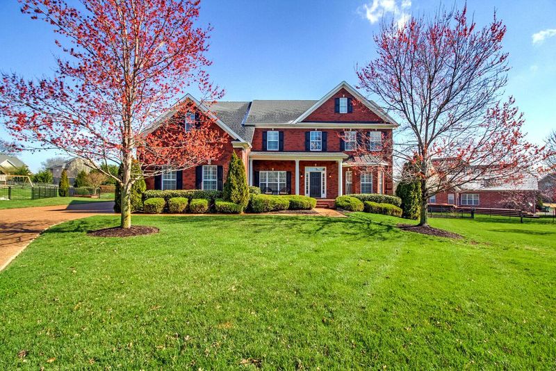5007 Blarney Ct, Spring Hill, TN 37174