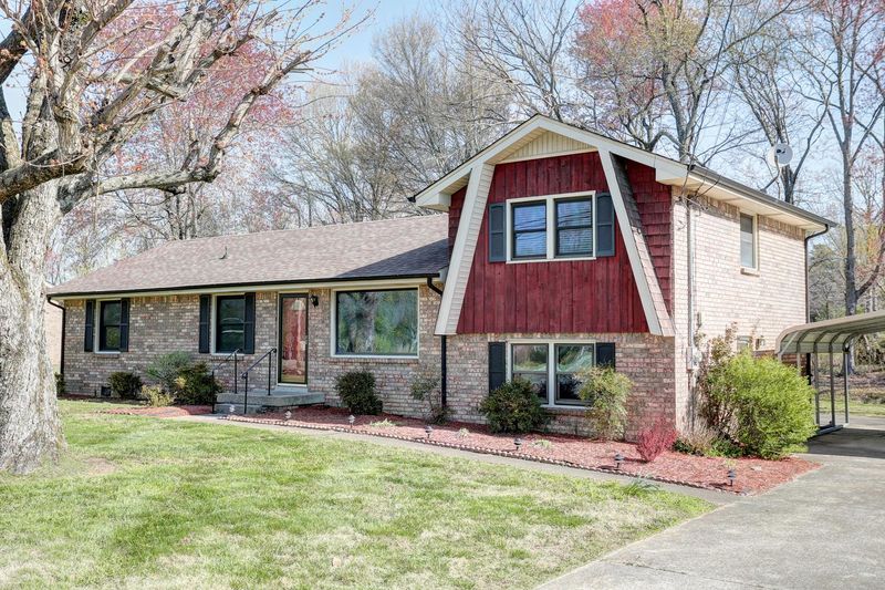1025 Poplar Ridge Rd, White House, TN 37188