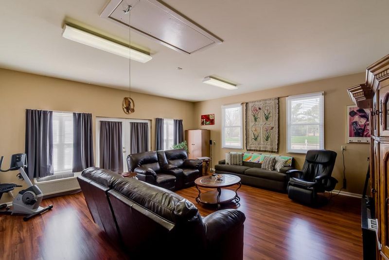 2410 Sulphur Springs Rd, Murfreesboro, TN 37129
