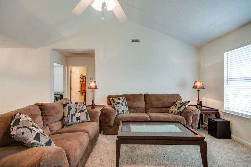 3003 Cliffside, Christiana, TN 37037