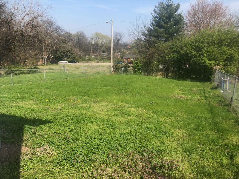916B 32nd Ave N, Nashville, TN 37209