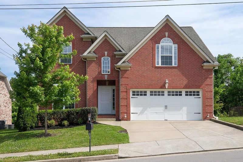 6005 Blue Hole Way, Antioch, TN 37013