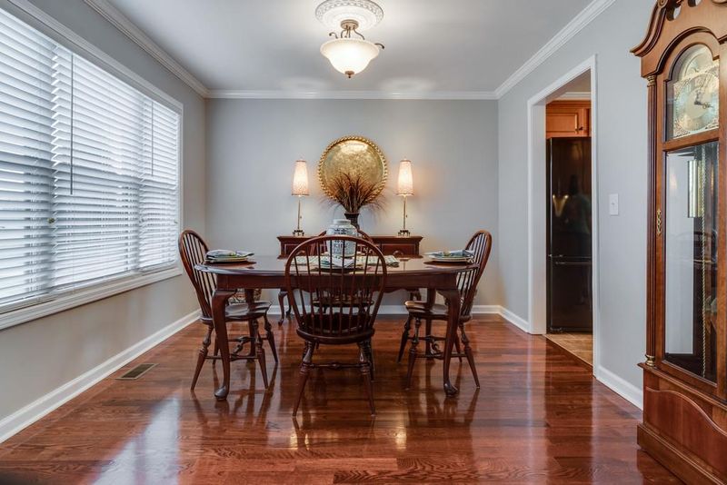 2004 Gateway, Columbia, TN 38401