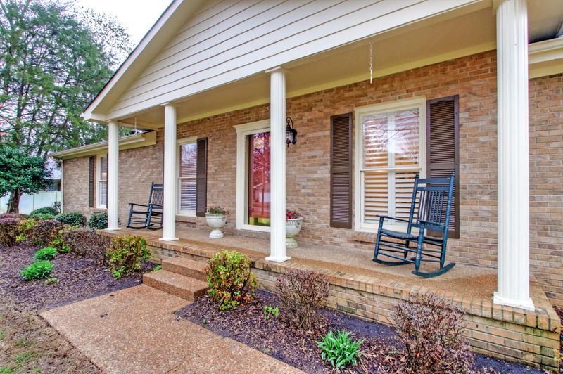 1607 Deerrun Rd, Murfreesboro, TN 37129