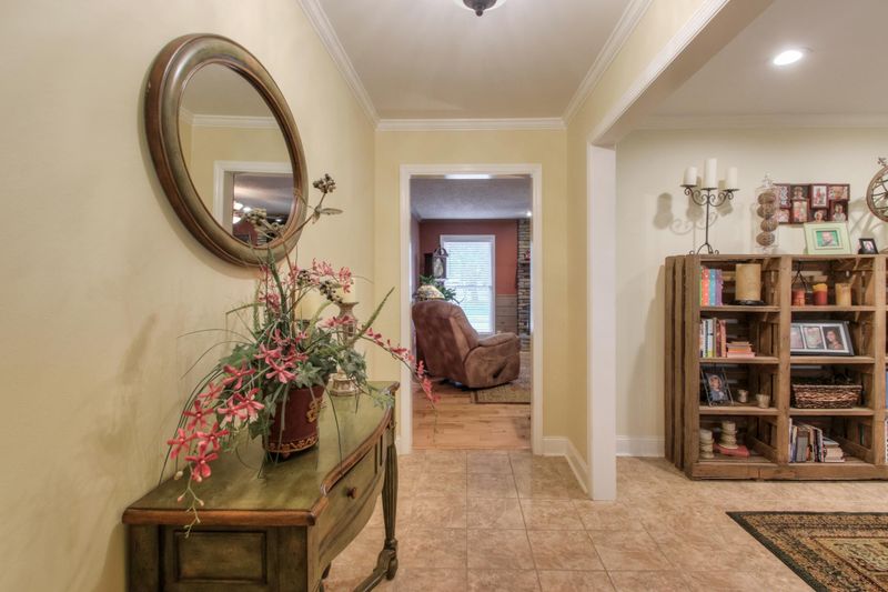 1607 Deerrun Rd, Murfreesboro, TN 37129