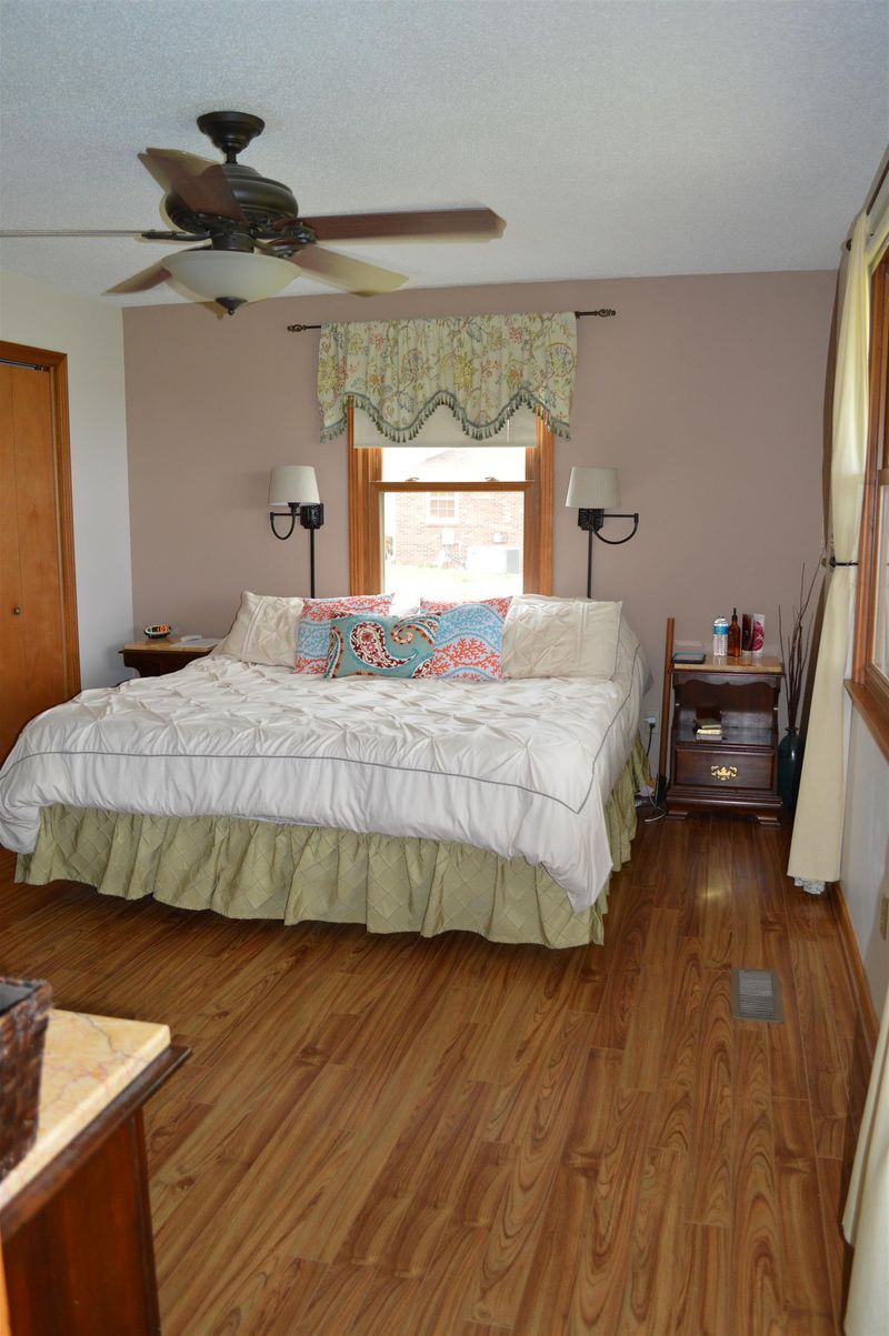 720 Rogers Ln, Lebanon, TN 37087