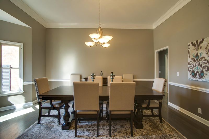 7253 River Bend Rd, Nashville, TN 37221