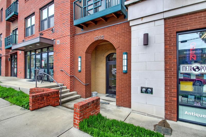 1015 Fatherland St Apt 211, Nashville, TN 37206