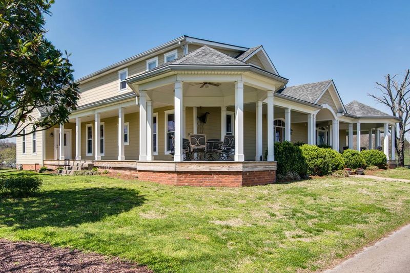 150 Captain Bell Ln, Gallatin, TN 37066