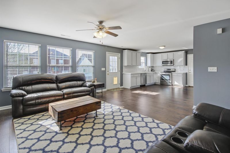 1238 Timber Creek Dr, Murfreesboro, TN 37128