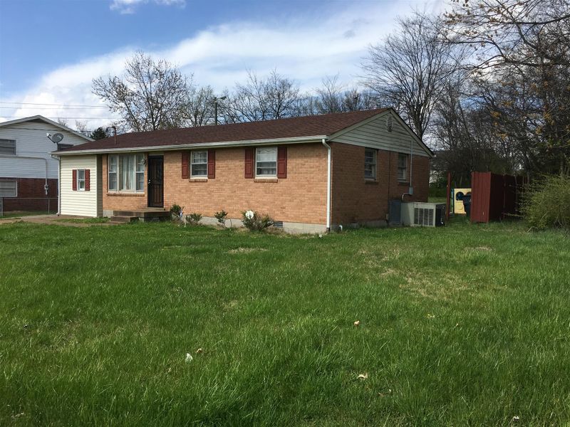 3305 Doverside Dr, Nashville, TN 37207