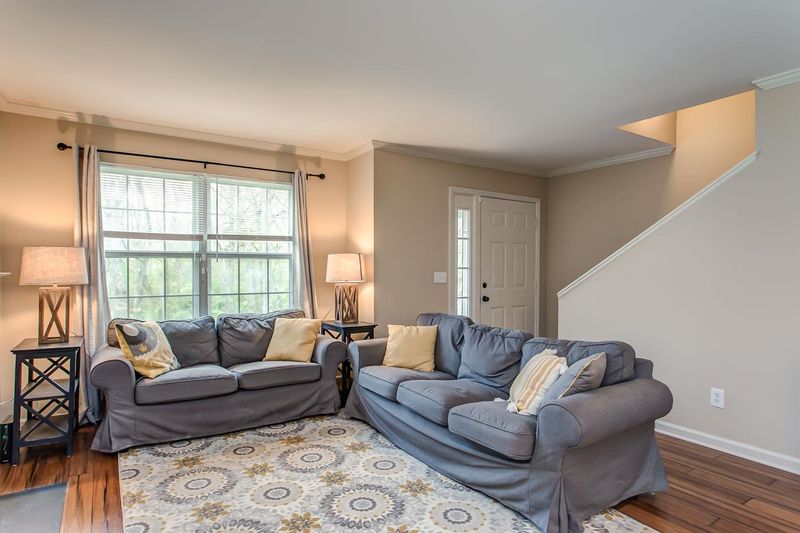 712 Glenn Ct, Nashville, TN 37217