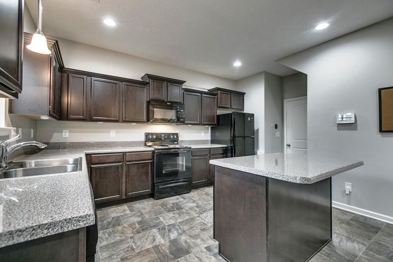1646 Warmingfield Dr, Murfreesboro, TN 37127