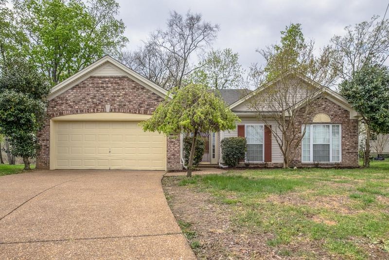 812 Kettering Close, Antioch, TN 37013