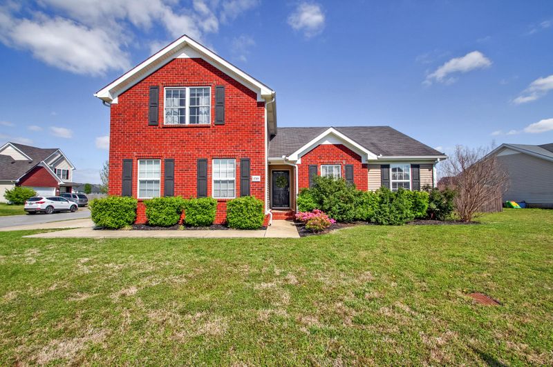 1709 Teresa Ln, Murfreesboro, TN 37128