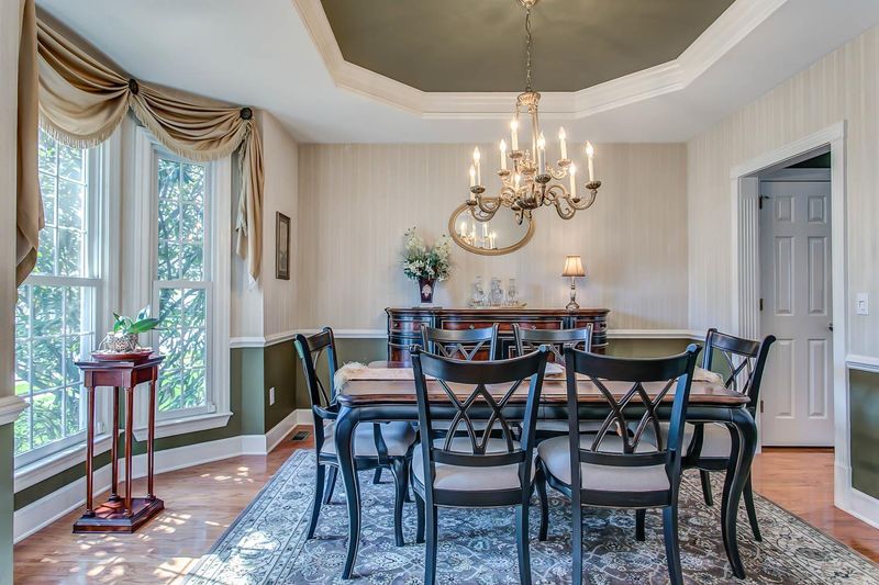 206 Heathstone Cir, Franklin, TN 37069