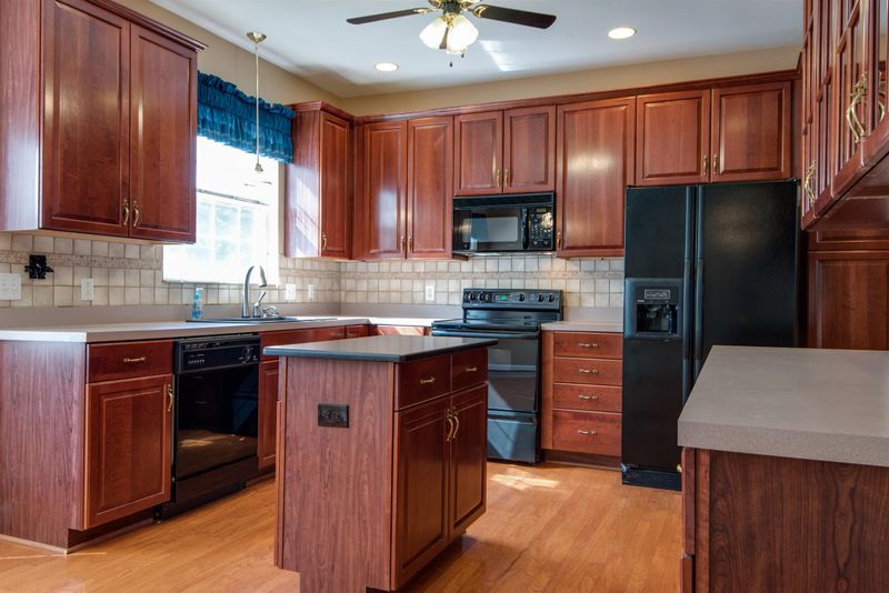 209 Kaitlyn Ct, Franklin, TN 37067