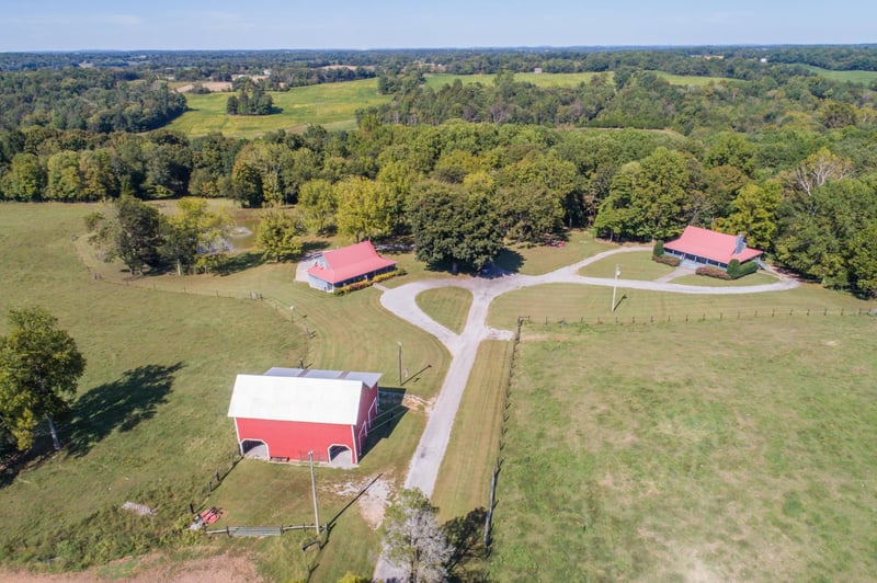 5700 Buzzard Creek Rd, Cedar Hill, TN 37032