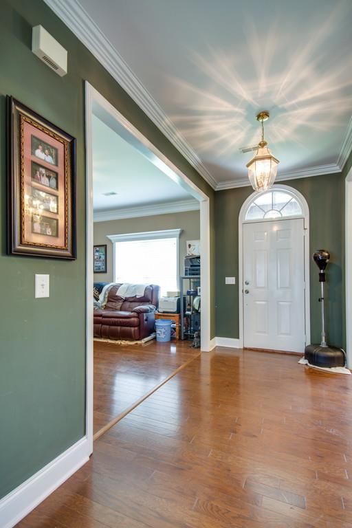 2314 Chasteen Ct, Murfreesboro, TN 37130