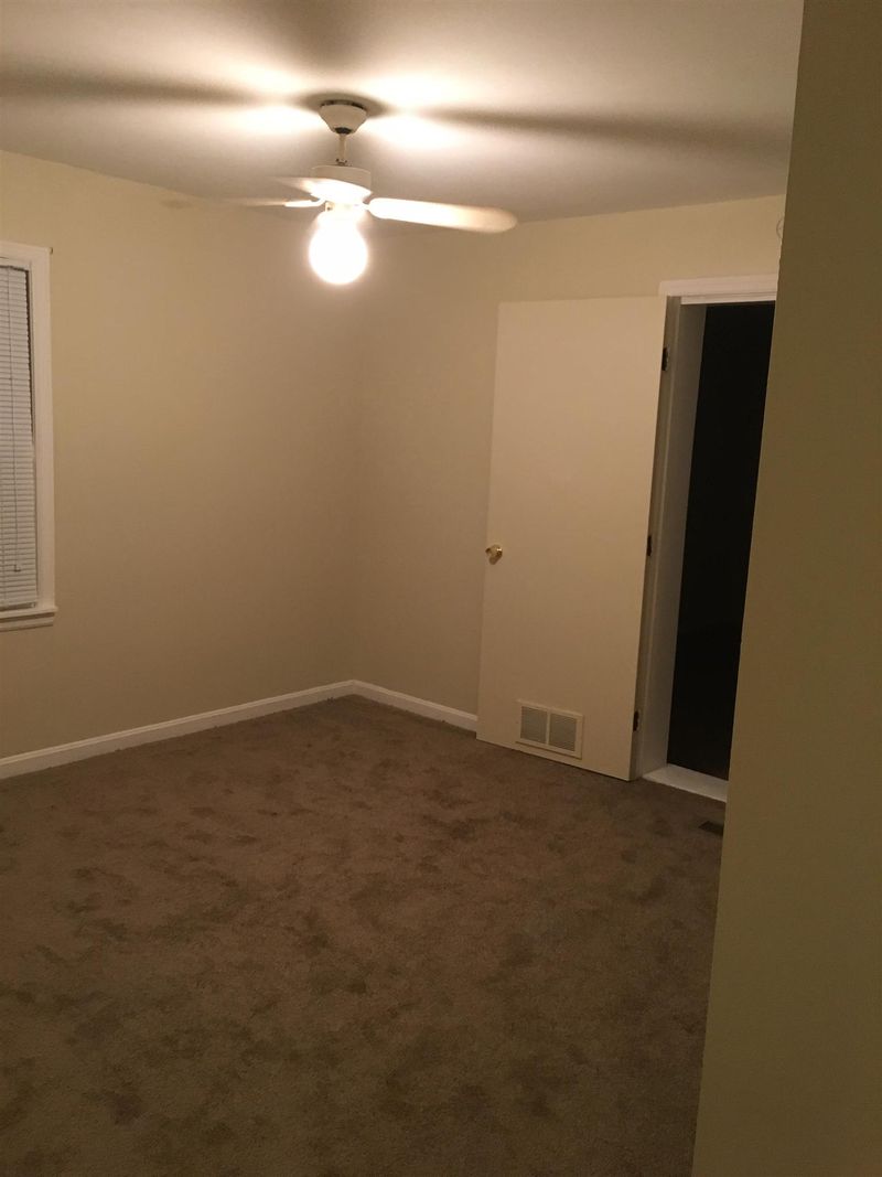 1522 Graybar Ln, Murfreesboro, TN 37129
