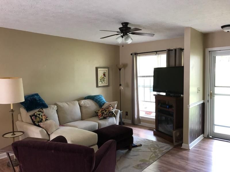111 Sherron Dr, Dickson, TN 37055