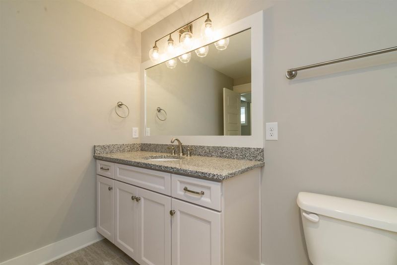 1505B 61st, Nashville, TN 37209