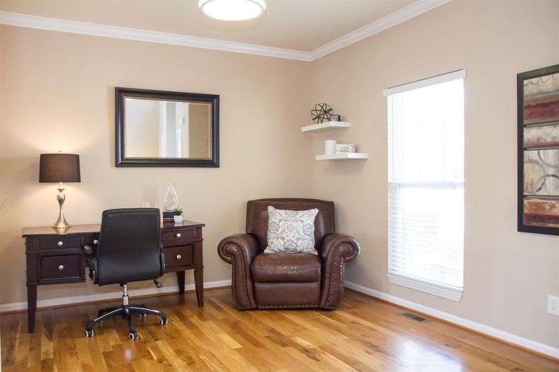 7240 Riverfront Dr, Nashville, TN 37221