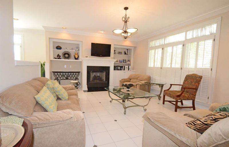 338 Council Bluff Pkwy, Murfreesboro, TN 37127