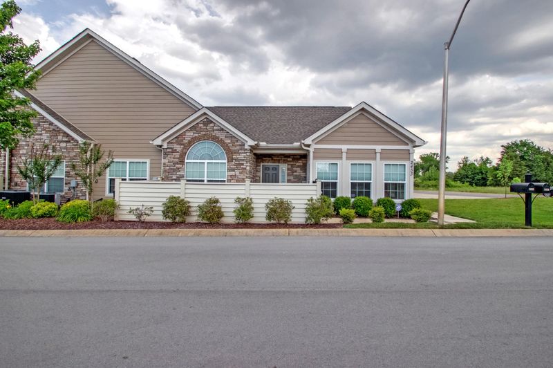 2453 Bridgeway St, Murfreesboro, TN 37128