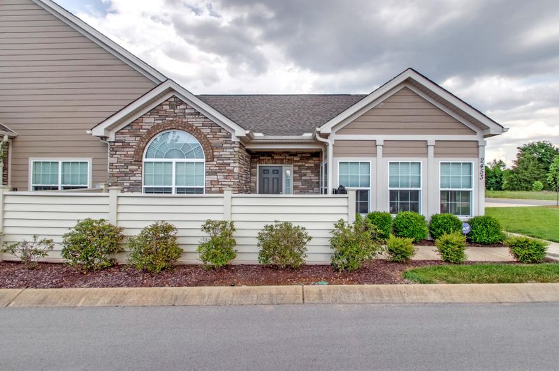 2453 Bridgeway St, Murfreesboro, TN 37128