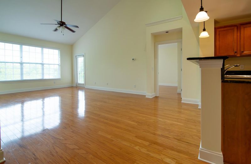 3201 Aspen Grove Dr Apt L8 #L8, Franklin, TN 37067