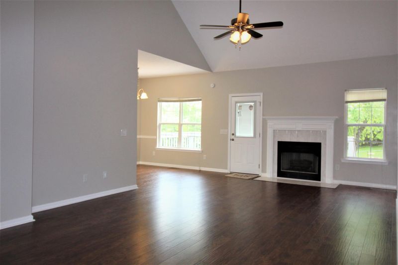 810 Sunset Pt, Mount Juliet, TN 37122
