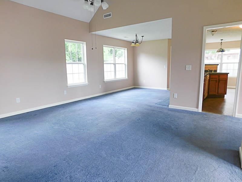 7433 Maggie Dr, Antioch, TN 37013