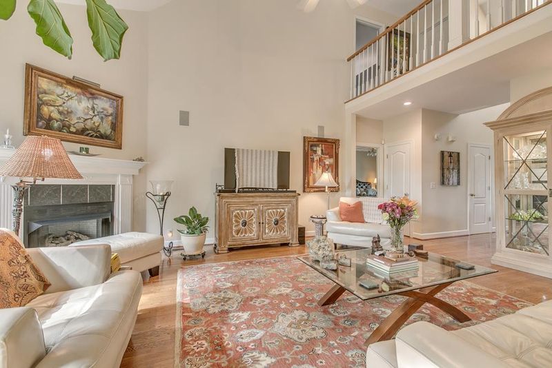 2933 Standing Bear Way, Murfreesboro, TN 37127