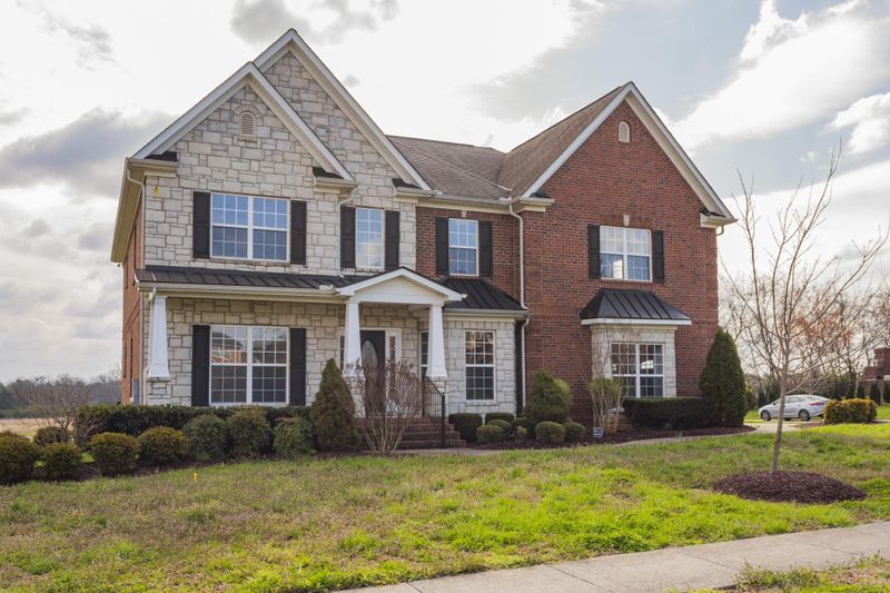 761 Stone Mill Cir, Murfreesboro, TN 37130