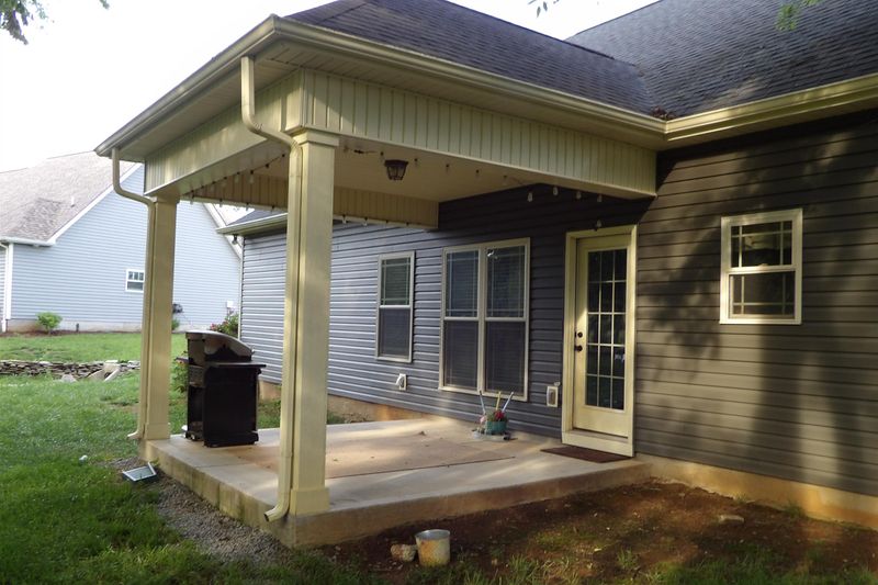 413 Drema Ct, Murfreesboro, TN 37127