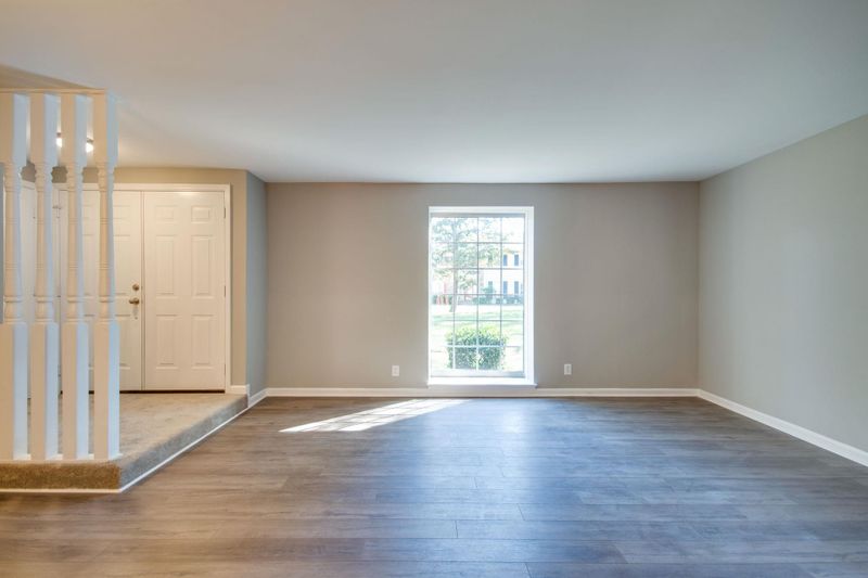 1002 E Northfield Blvd #E103, Murfreesboro, TN 37130