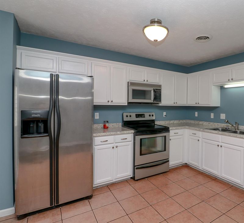 328 Indian Park Dr, Murfreesboro, TN 37127