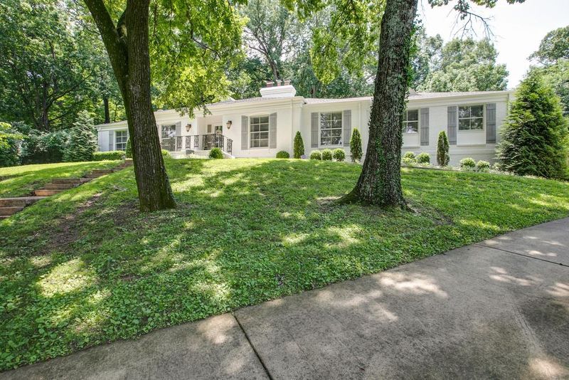 4709 Villa Green Dr, Nashville, TN 37215