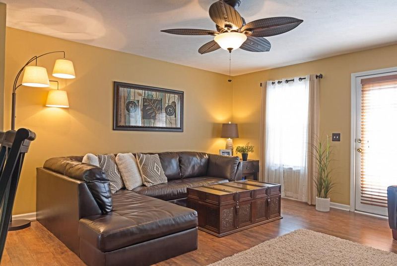 1046 Wolves Den Pl, Murfreesboro, TN 37128