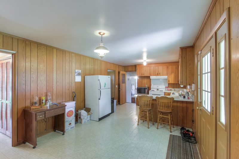 1211 Delmar Ave, Murfreesboro, TN 37130