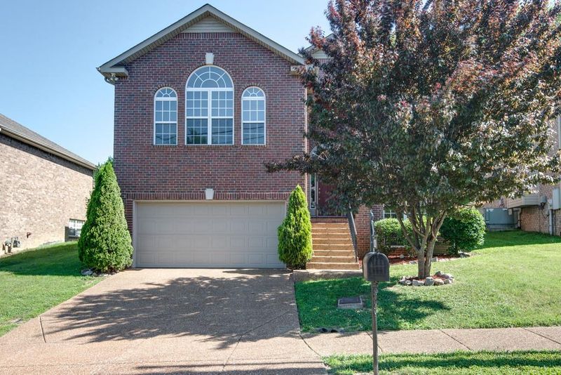 1128 Streamdale Pt E, Antioch, TN 37013