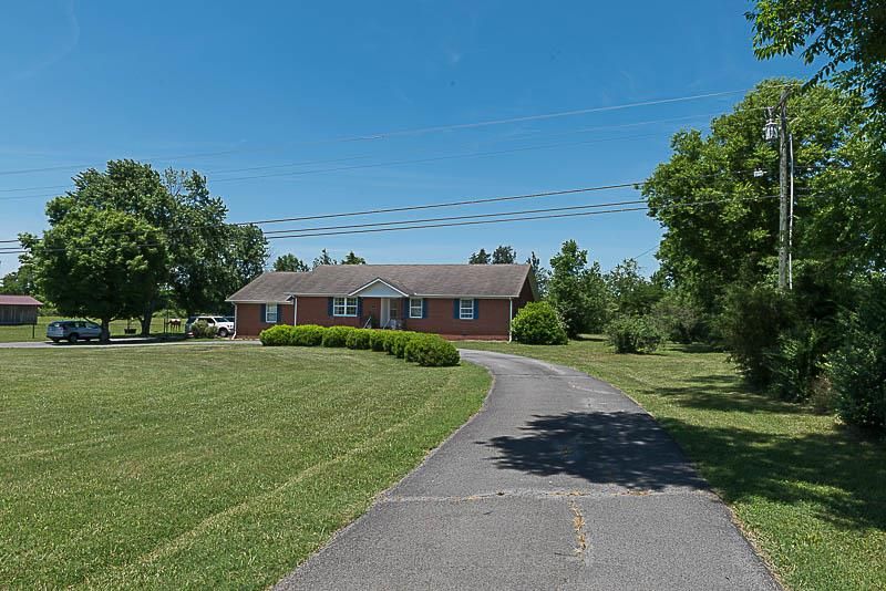 2229 Cranor Rd, Murfreesboro, TN 37130