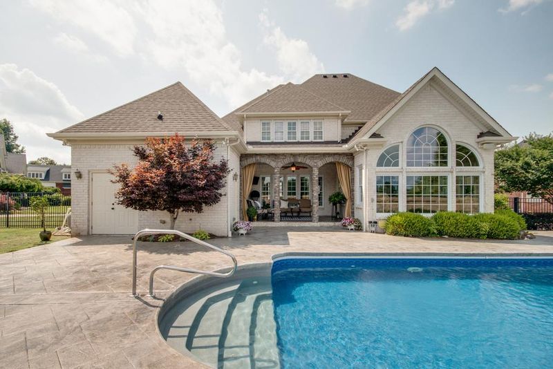 1503 Downing Ct, Murfreesboro, TN 37129
