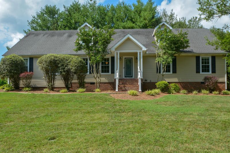 1337 Marymont Dr, Murfreesboro, TN 37129
