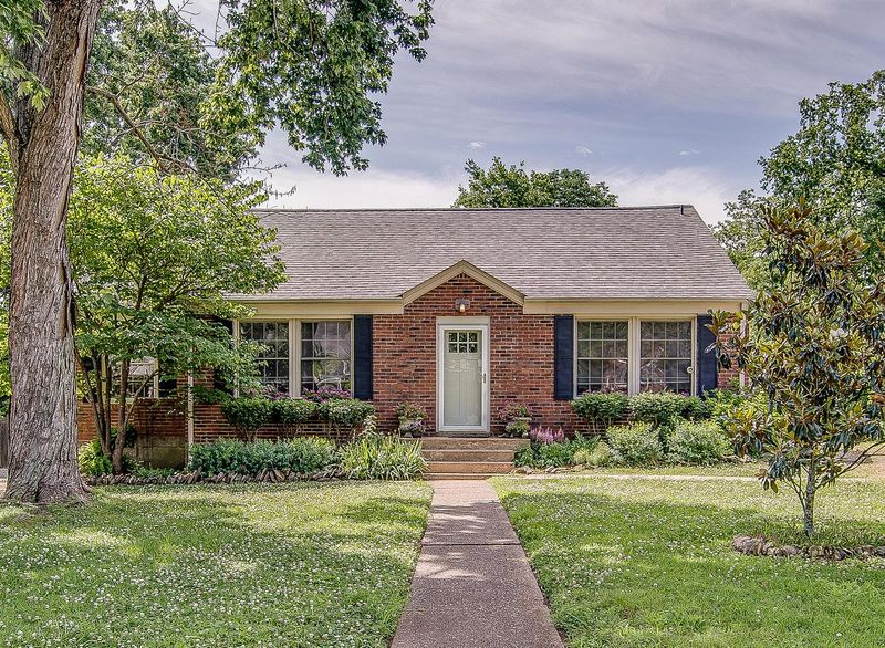 5551 Knob, Nashville, TN 37209