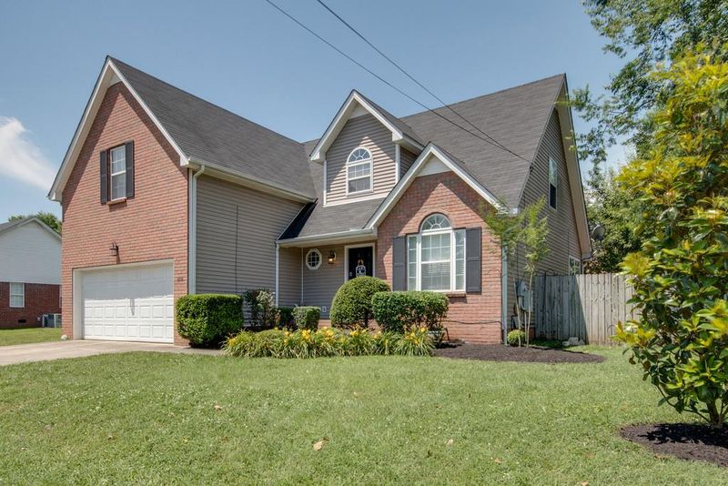 1530 Dodd Trl, Murfreesboro, TN 37128