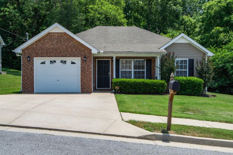 9049 Ristau Dr, Antioch, TN 37013