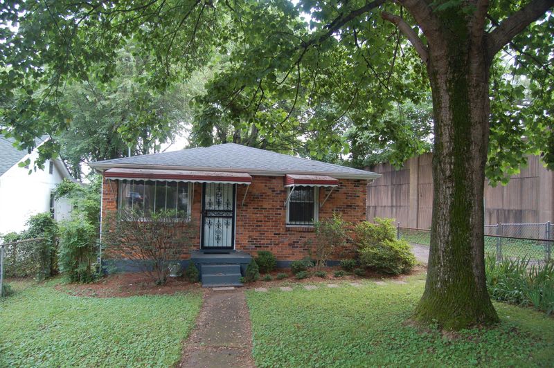 2210 Fox Ave, Nashville, TN 37210