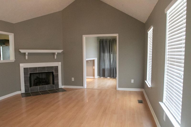 318 Braxton Dr, Murfreesboro, TN 37130